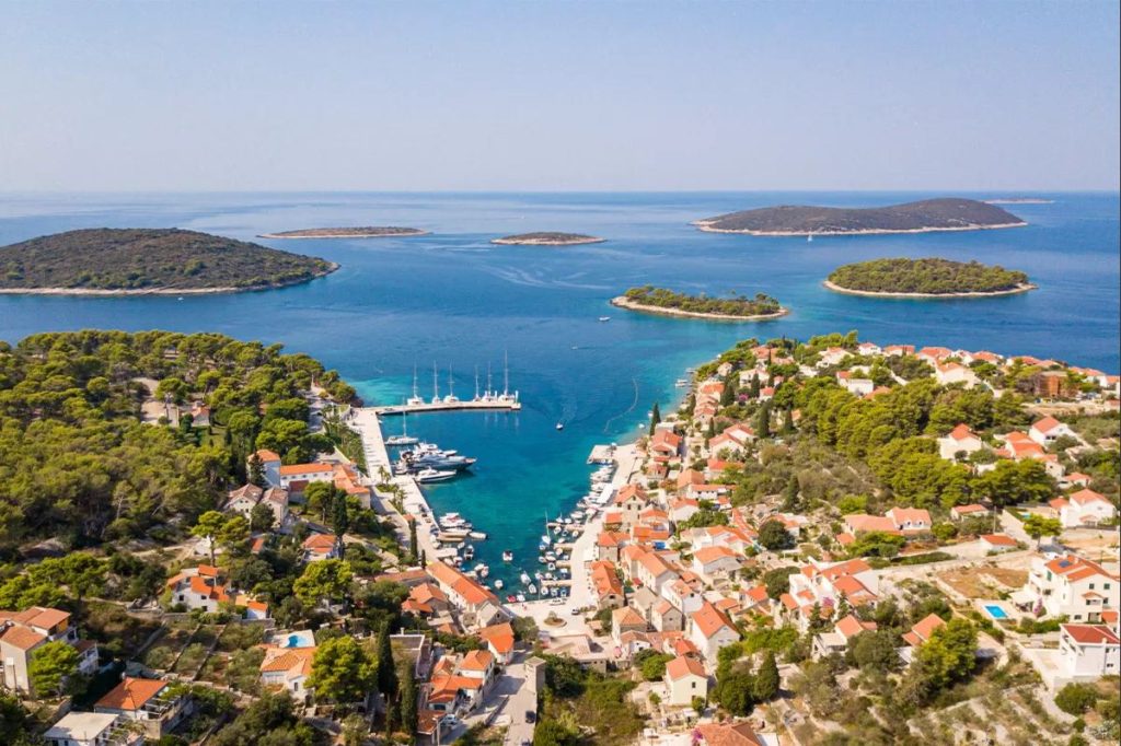 Maslinica harbor private tour destination